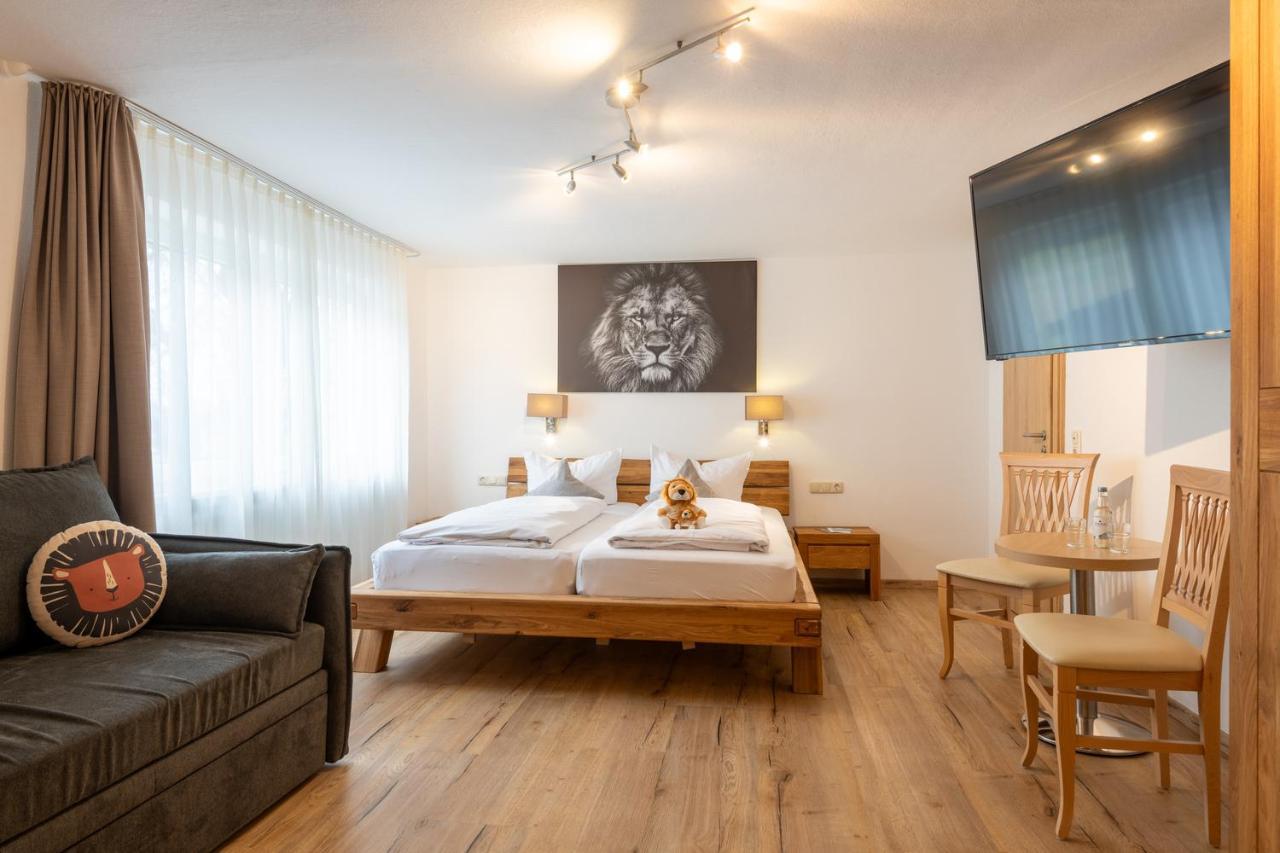 Familienhotel Loewen Нессельванг Экстерьер фото